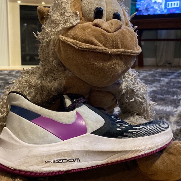 Lightly used Nike Zoom Winflo running shoes. Mookie highly recommends them. - Picture 7 of 7